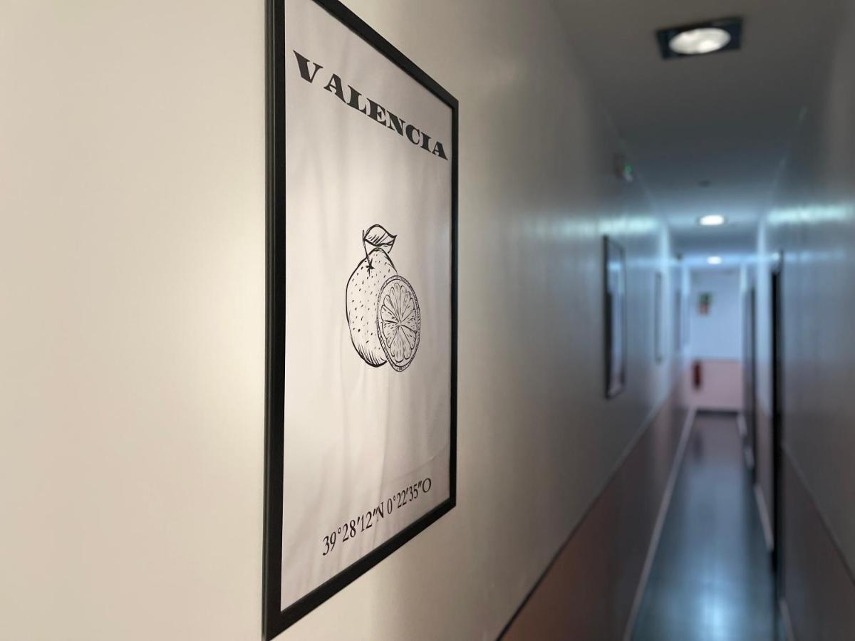 Opera Rooms Мадрид Екстериор снимка